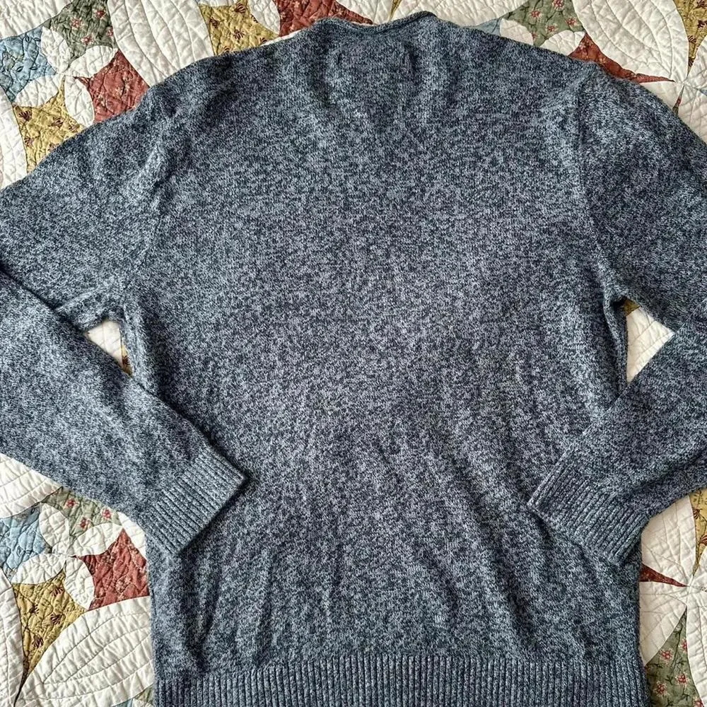 Vintage Y2K gray Abercrombie and Fitch roll neck sweater